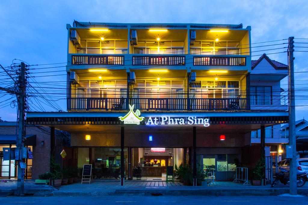 Hotel At Phra Sing Chiang Mai Esterno foto