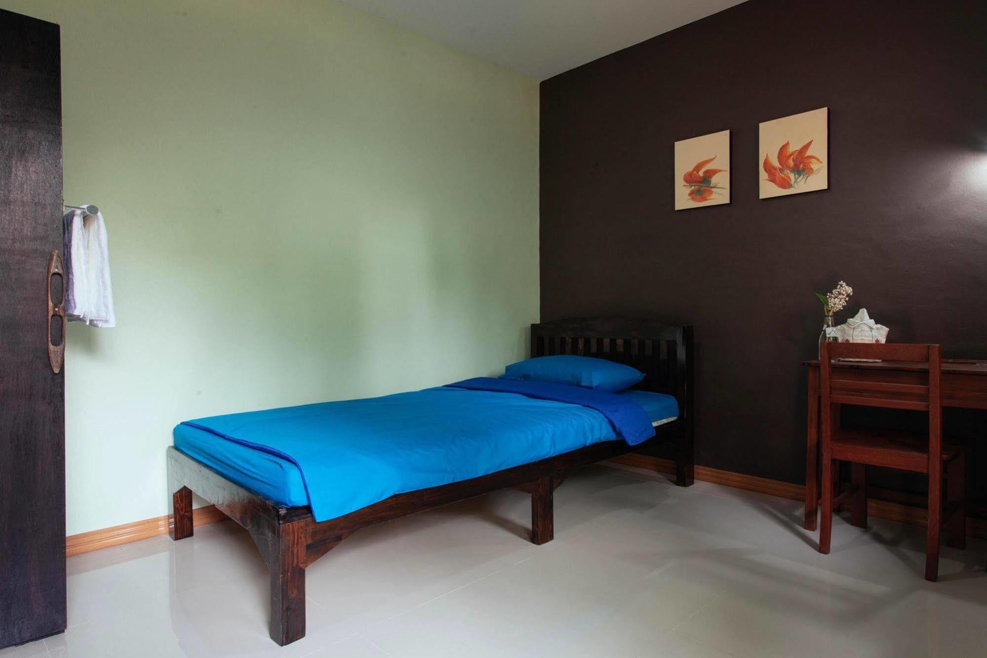 Hotel At Phra Sing Chiang Mai Esterno foto