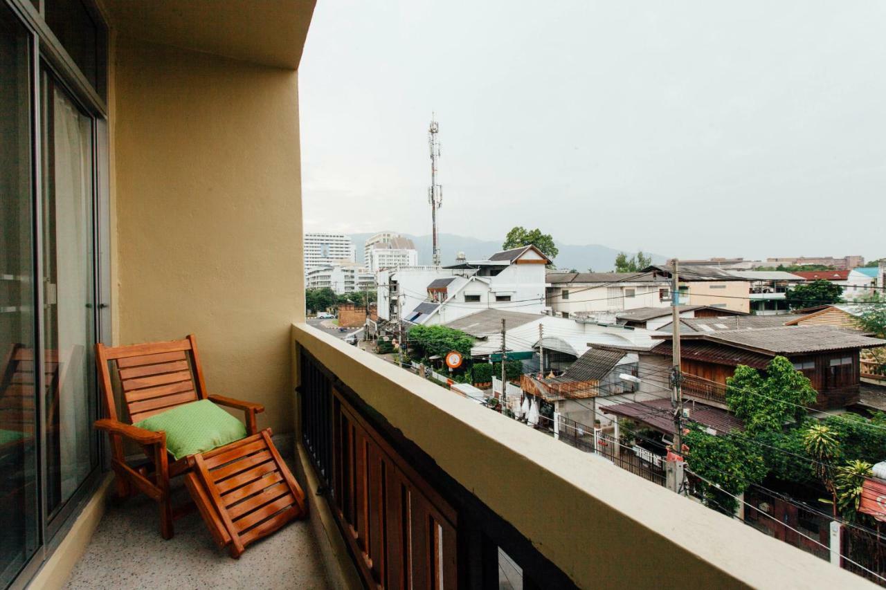 Hotel At Phra Sing Chiang Mai Esterno foto