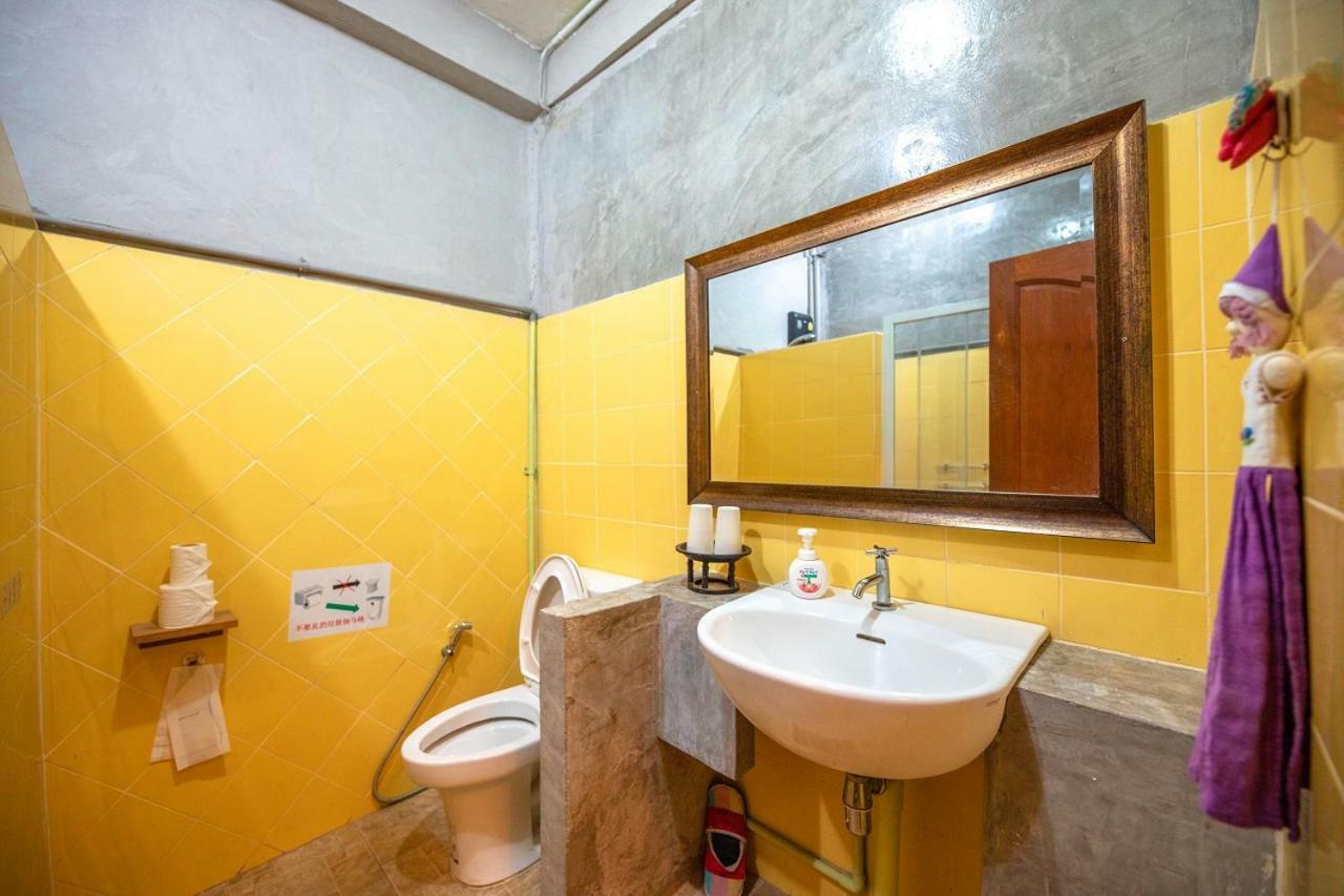 Hotel At Phra Sing Chiang Mai Esterno foto